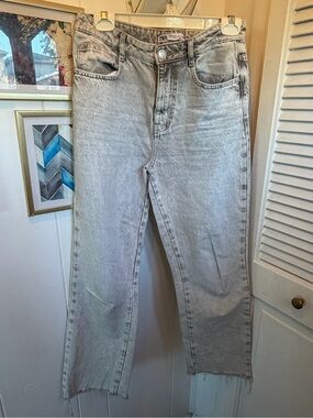 Zara Light Gray Washed Cropped Jeans for Women